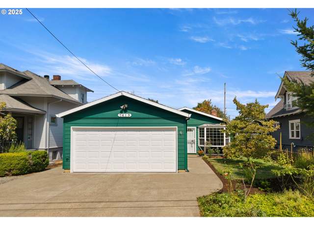 Property at 7413 SE Ellis St, Portland, OR 97206, 3 beds, 1.5 baths