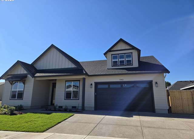 Property at 1943 SE 10th Pl, Canby, OR 97013, 4 beds, 2 baths