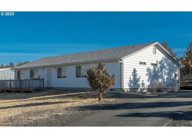 Property at 12771 SW Deer Crossing Pl, Terrebonne, OR 97760, 3 beds, 2 baths