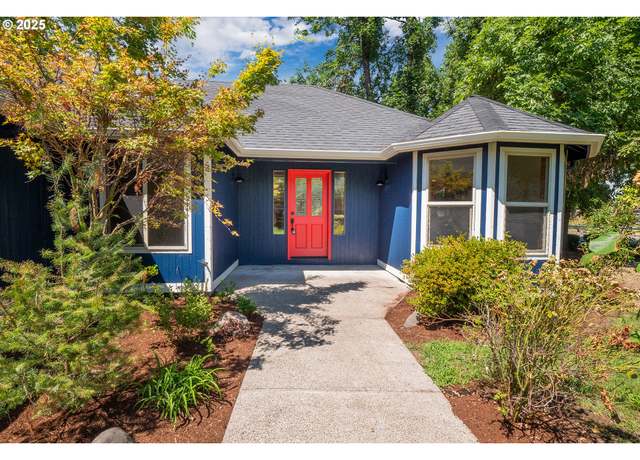 Property at 6894 C St, Springfield, OR 97478, 3 beds, 2 baths