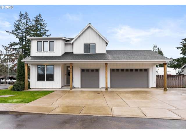 Property at 890 SE Olive Way, Estacada, OR 97023, 4 beds, 3 baths