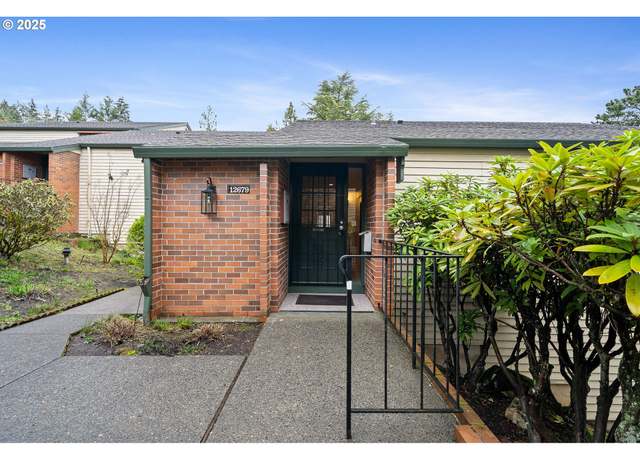 Property at 12679 SW Prince Edward Ct Unit A, Portland, OR 97224, 2 beds, 1.5 baths