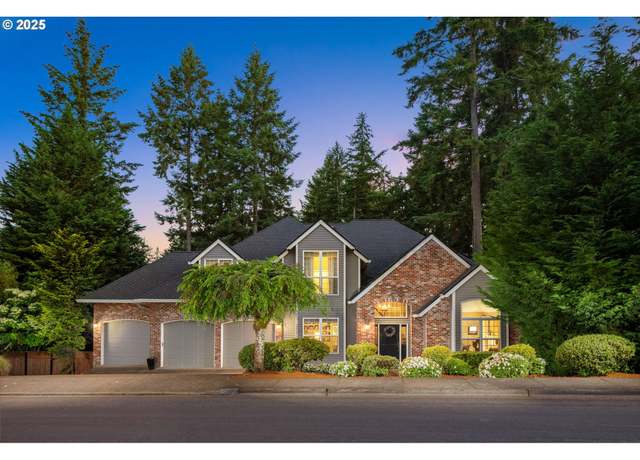 Property at 15277 SW Ashley Dr, Portland, OR 97224, 5 beds, 4 baths