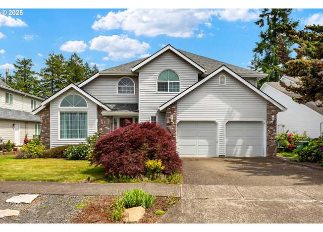 Property at 2136 N Thorne St, Newberg, OR 97132, 5 beds, 3.5 baths
