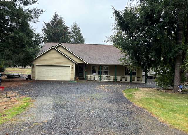 Property at 812 Juniper St, Lyons, OR 97358, 3 beds, 2.5 baths