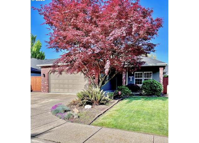 Property at 764 Impala Ave, Eugene, OR 97404, 3 beds, 2 baths