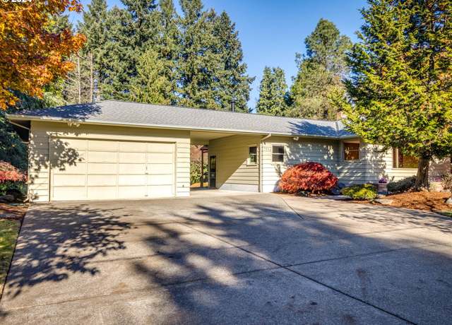 Property at 3893 Cedaroak Dr, West Linn, OR 97068, 4 beds, 2.5 baths