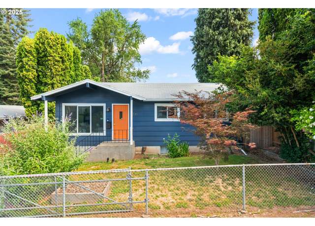Property at 3021 SE Francis St, Portland, OR 97202, 3 beds, 1 bath