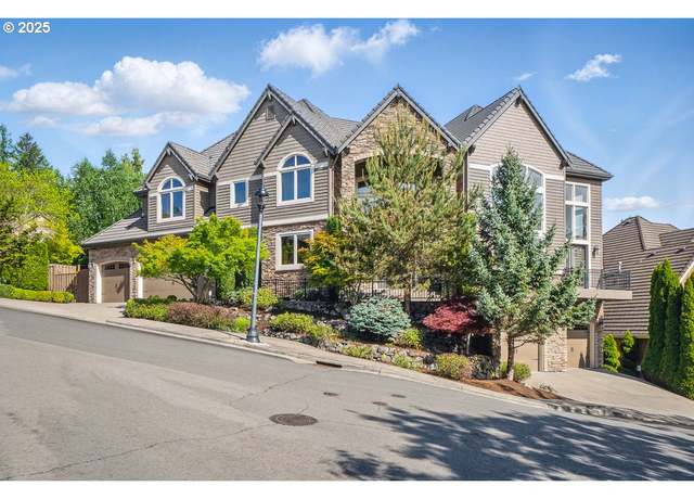 Property at 8923 SW Marseilles Dr, Beaverton, OR 97007, 5 beds, 5 baths