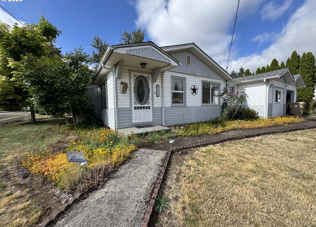 Property at 109 Nandina St, Sweet Home, OR 97386, 3 beds, 1 bath