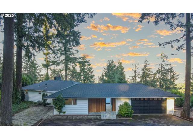 Property at 2041 Marylhurst Dr, West Linn, OR 97068, 3 beds, 3 baths