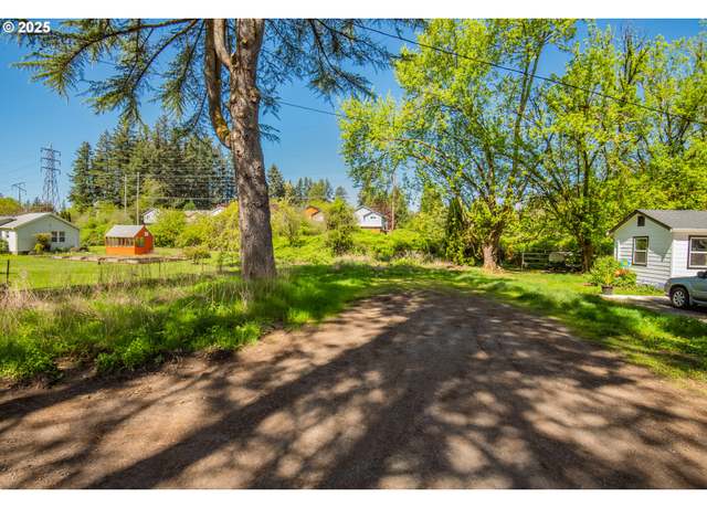 Property at 13851 SE Ramona St, Portland, OR 97236