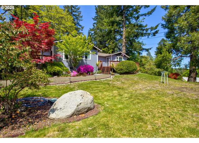 Property at 590 Fairchild St, Canyonville, OR 97417, 3 beds, 2 baths