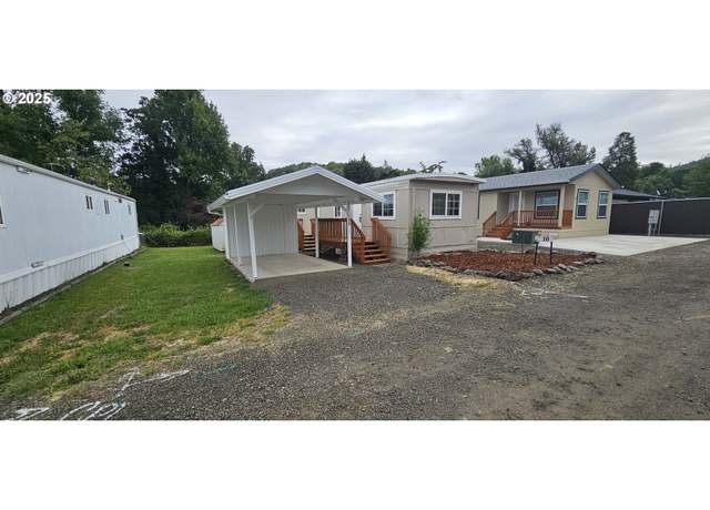 Property at 201 NE Peggy Ave #10, Roseburg, OR 97470, 1 bed, 1 bath