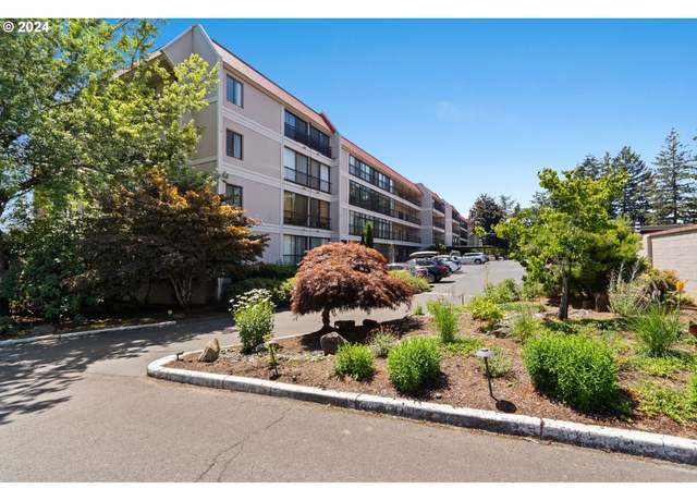 Property at 45 Eagle Crest Dr #405, Lake Oswego, OR 97035, 2 beds, 2 baths