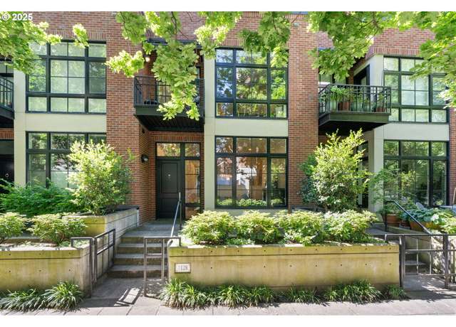 Property at 1128 NW Johnson St #107, Portland, OR 97209, 3 beds, 3.5 baths