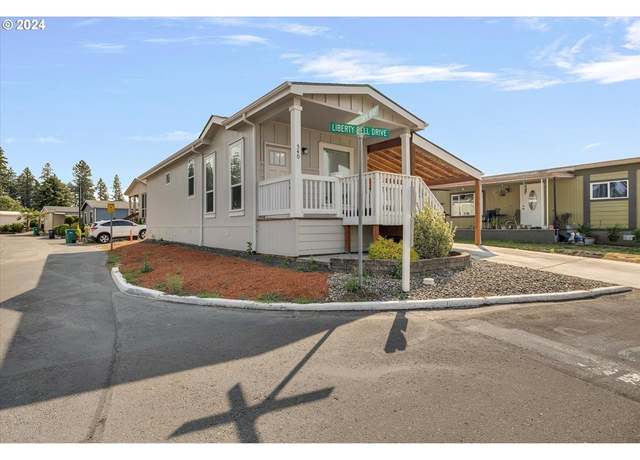 Property at 540 SW Liberty Bell Dr, Beaverton, OR 97006, 2 beds, 2 baths