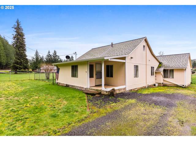 Property at 2401 Ames Creek Rd, Sweet Home, OR 97386, 3 beds, 2.5 baths