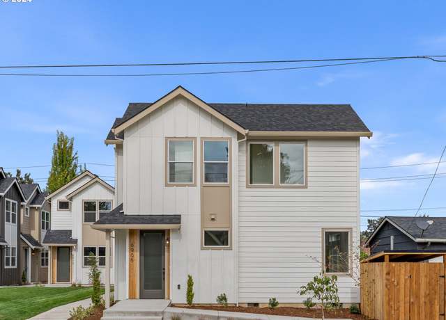 Property at 6905 N Bank St, Portland, OR 97203, 2 beds, 2.5 baths