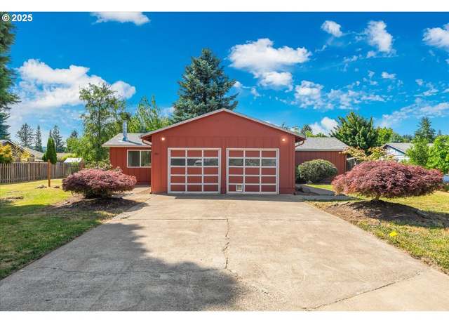 Property at 592 SE Edwards Dr, Dundee, OR 97115, 3 beds, 2 baths