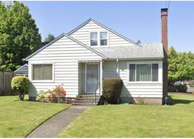 Property at 4455 NE Cesar E Chavez Blvd, Portland, OR 97211, 3 beds, 1 bath