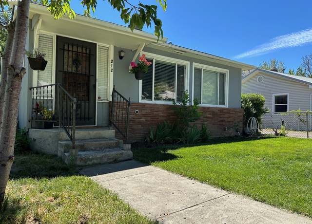 Property at 212 N Humbolt St, Canyon City, OR 97820, 2 beds, 1 bath