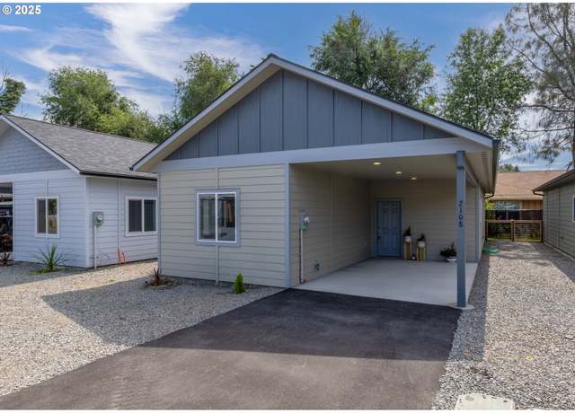 Property at 2108 True Ave, La Grande, OR 97850, 3 beds, 2 baths