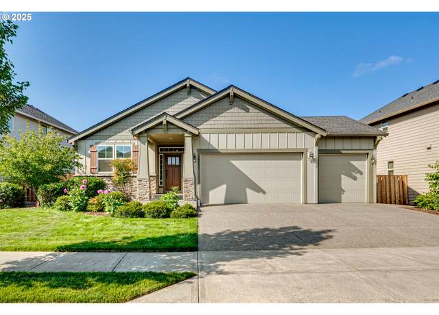 Property at 19111 NE 29th Dr, Vancouver, WA 98684, 4 beds, 2 baths