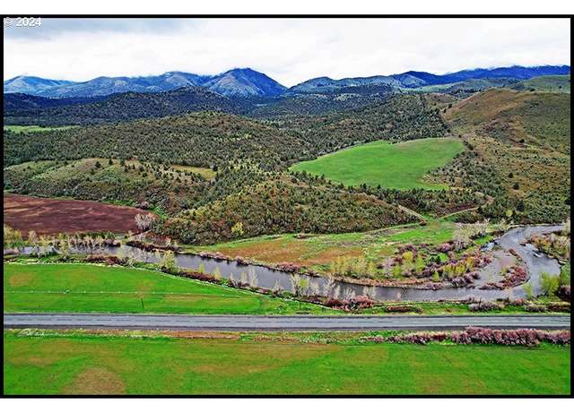 Property at 50889 Highway 26, Mount Vernon, OR 97865, 3 beds, 1 bath