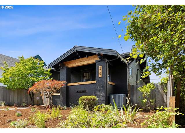 Property at 4727 NE 33rd Ave, Portland, OR 97211, 2 beds, 1 bath