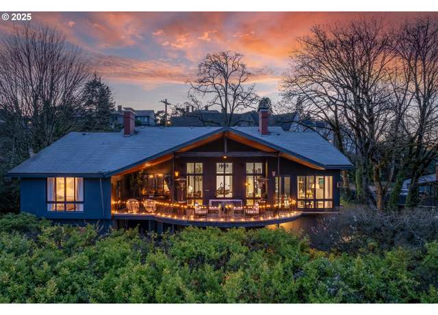 Property at 1636 SW Vista Ave, Portland, OR 97201, 4 beds, 3.5 baths
