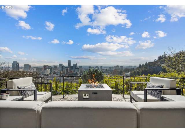 Property at 1636 SW Vista Ave, Portland, OR 97201, 4 beds, 3.5 baths