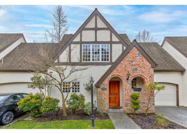 Property at 1936 NW Yorkshire Ln, Portland, OR 97229, 2 beds, 2.5 baths