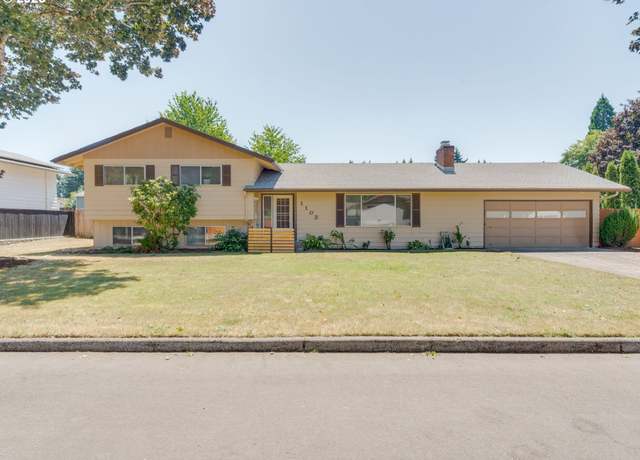 Property at 1103 NW 90th St, Vancouver, WA 98665, 4 beds, 3 baths