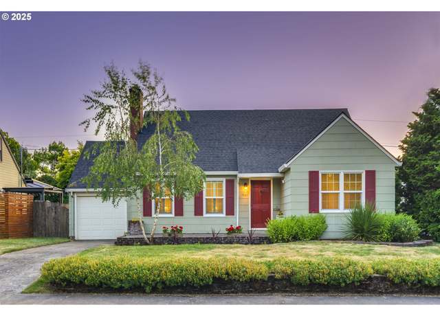Property at 7067 N Dwight Ave, Portland, OR 97203, 5 beds, 2 baths