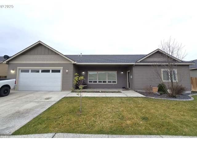 Property at 915 SW Coyote Dr, Hermiston, OR 97838, 4 beds, 2 baths
