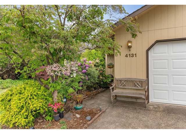 Property at 4131 Jessen Dr, Eugene, OR 97402, 3 beds, 2.5 baths