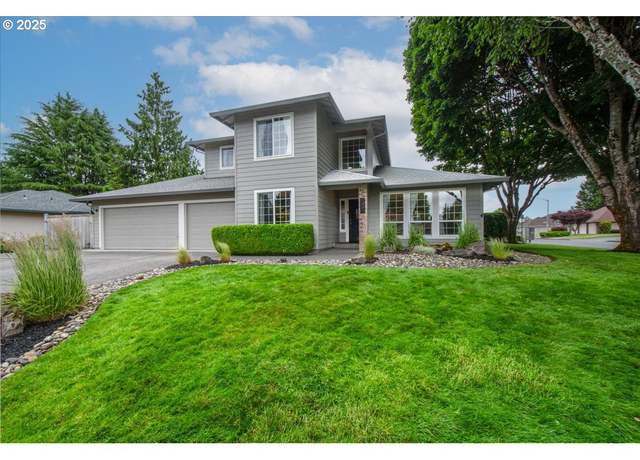 Property at 817 NW 141st St, Vancouver, WA 98685, 4 beds, 2.5 baths