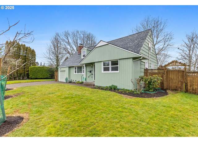 Property at 1515 NW 23rd St, Corvallis, OR 97330, 4 beds, 2 baths