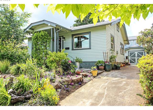 Property at 244 NE Buffalo St, Portland, OR 97211, 3 beds, 2 baths