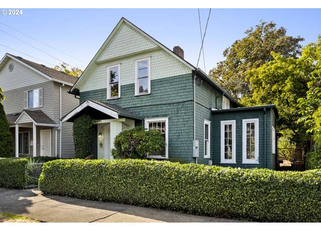 Property at 4417 SE 65th Ave, Portland, OR 97206, 4 beds, 2 baths