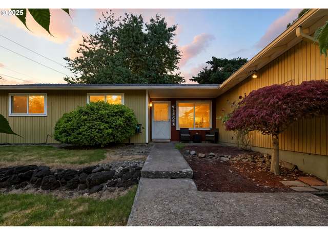 Property at 1481 SW 5th Pl, Gresham, OR 97080, 3 beds, 2 baths