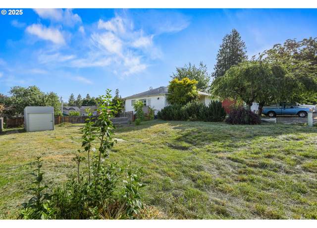 Property at 38565 Pleasant St, Sandy, OR 97055