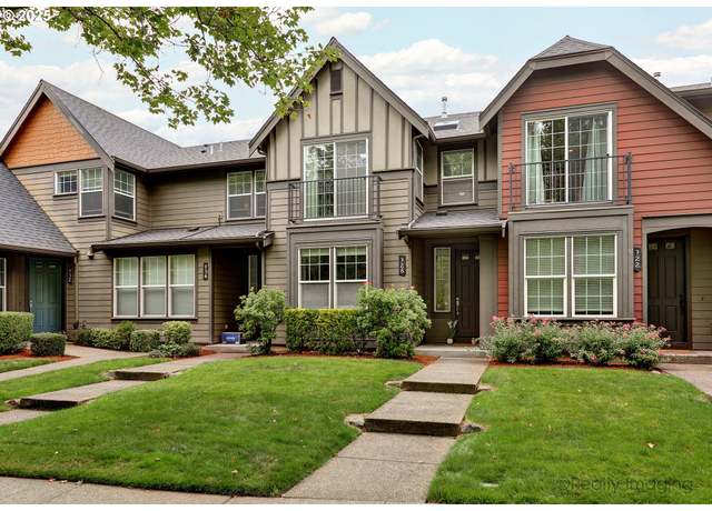 Property at 728 NE 72nd Ave, Hillsboro, OR 97124, 2 beds, 2.5 baths