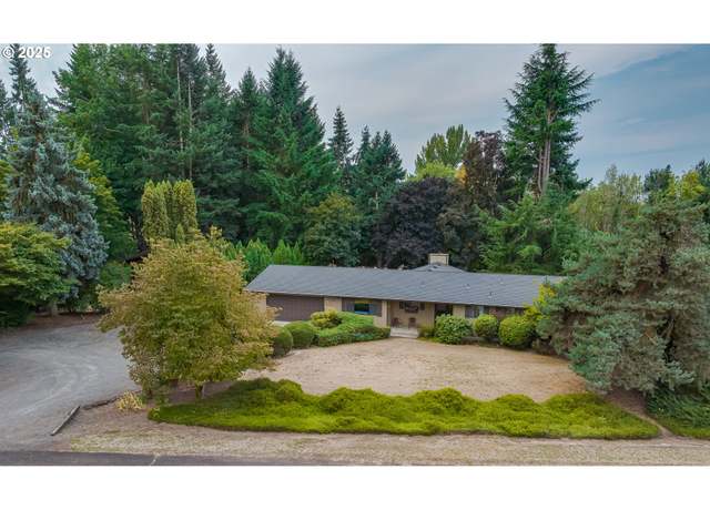 Property at 8790 S Grizzly Bear Dr, Canby, OR 97013, 3 beds, 2 baths