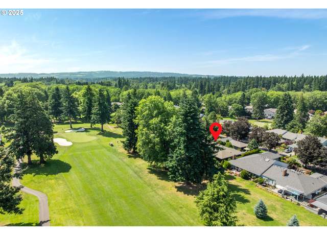 Property at 7666 SW Arbor Glen Ct, Wilsonville, OR 97070, 2 beds, 2 baths