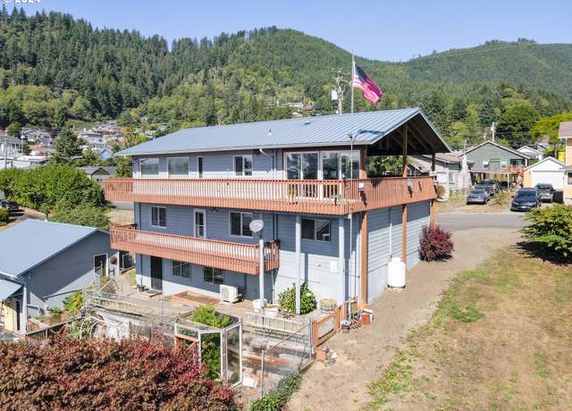 Property at 305 Cypress Ave, Garibaldi, OR 97118, 3 beds, 3.5 baths