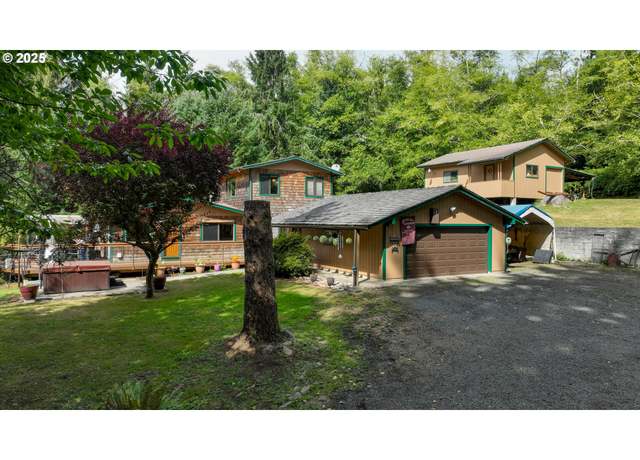 Property at 89869 Highway 202, Astoria, OR 97103, 4 beds, 3 baths