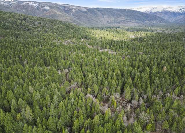 Property at 631 Arrowhead Dr, O'brien, OR 97534