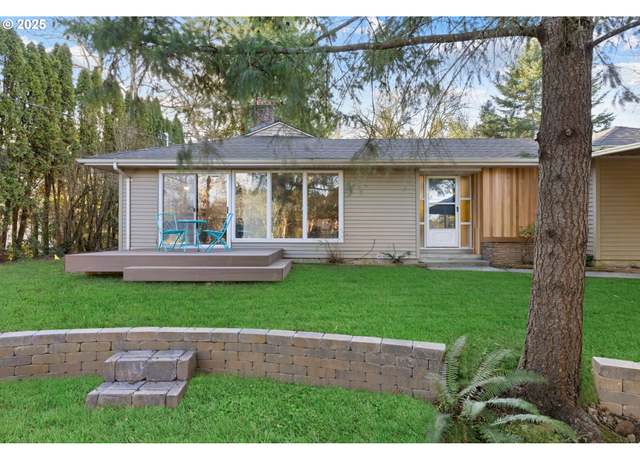 Property at 9080 SW Brier Ln, Portland, OR 97223, 3 beds, 2 baths